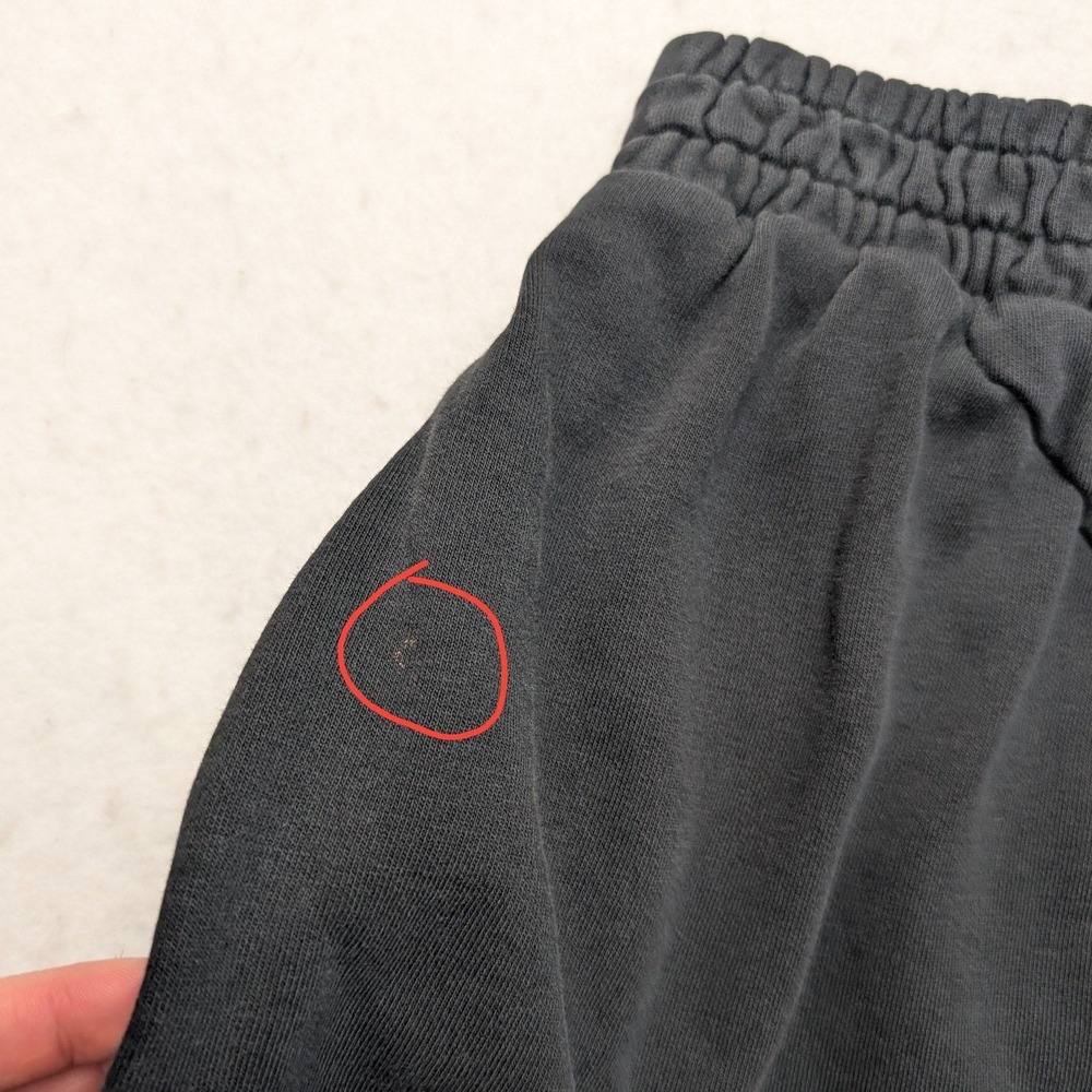Gymshark Black Women's High-Waist Stretch Shorts - Picture 4 of 13